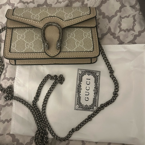 Handbags - Beige Crossbody bag